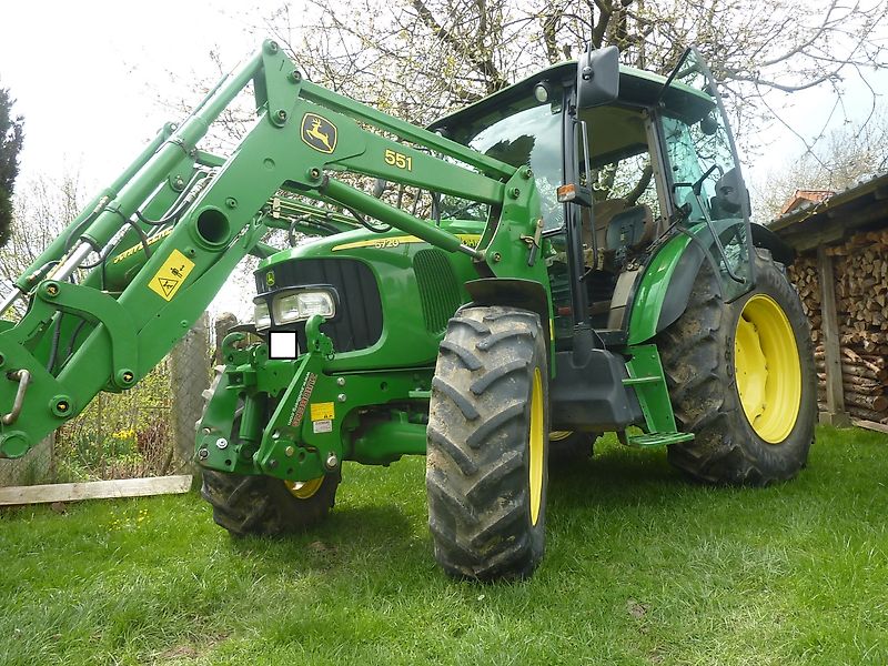 John Deere 5720