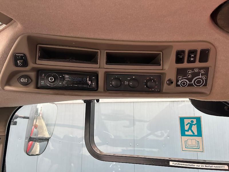 Case IH Optum 270 CVX