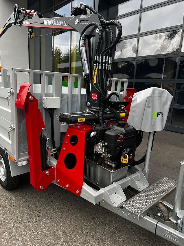 Universalanhänger mit Kran Gala 35.2