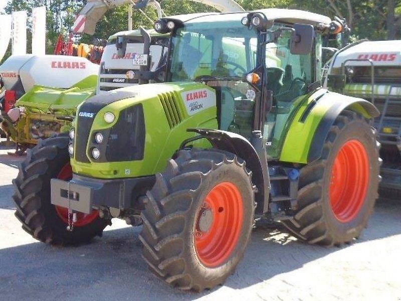 Claas Arion 460