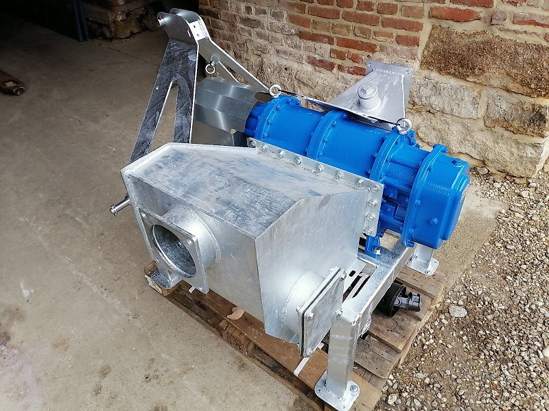 NEU Hofer !! Drehkolbenpumpe 5 m3 !! - Ölantrieb - Steinfangkasten - Güllepumpe Güllezubringer Güllefass Güllewagen Biogas Gülleauflieger Gülleauflieger Pumpstation Pumpe Schleppschlauch Schleppschuhverte Drehkolbenpumpe mit Ölmotor / Ölantrieb Güllepumpe