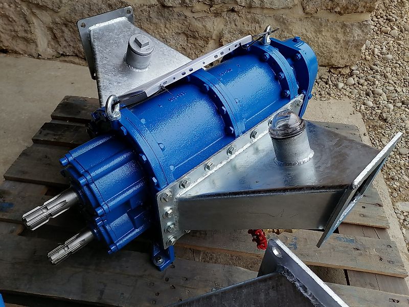 NEU Hofer !! Drehkolbenpumpe 5 m3 !! - Ölantrieb - Steinfangkasten - Güllepumpe Güllezubringer Güllefass Güllewagen Biogas Gülleauflieger Gülleauflieger Pumpstation Pumpe Schleppschlauch Schleppschuhverte Drehkolbenpumpe mit Ölmotor / Ölantrieb Güllepumpe