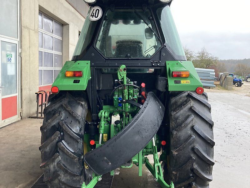 John Deere 5090 R Hopfen