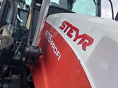 Steyr 4115 Profi mit Frontlader und Fronthydraulik