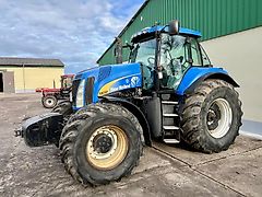 New Holland T8050