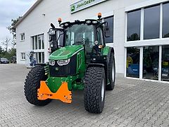 John Deere 6120M