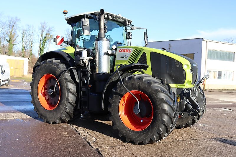 Claas Arion 960