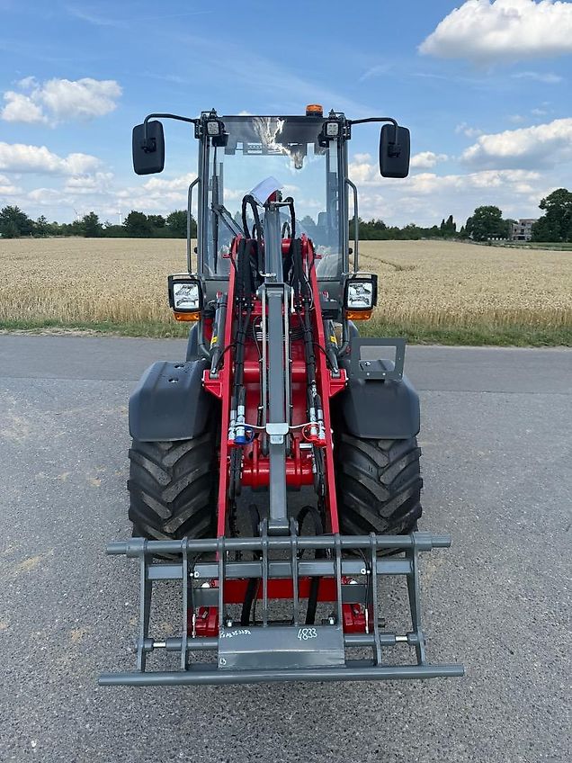 Weidemann 1390