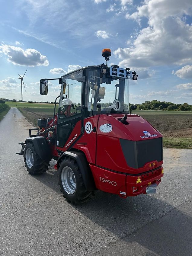 Weidemann 1390