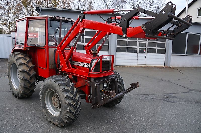 Massey Ferguson 274