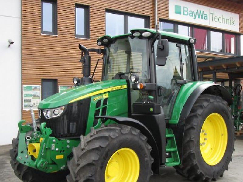 John Deere 6120M