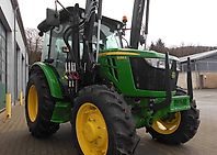 John Deere 5058 E +Stoll Frontlader Solid John Deere 5058 E +Stoll Frontlader Solid