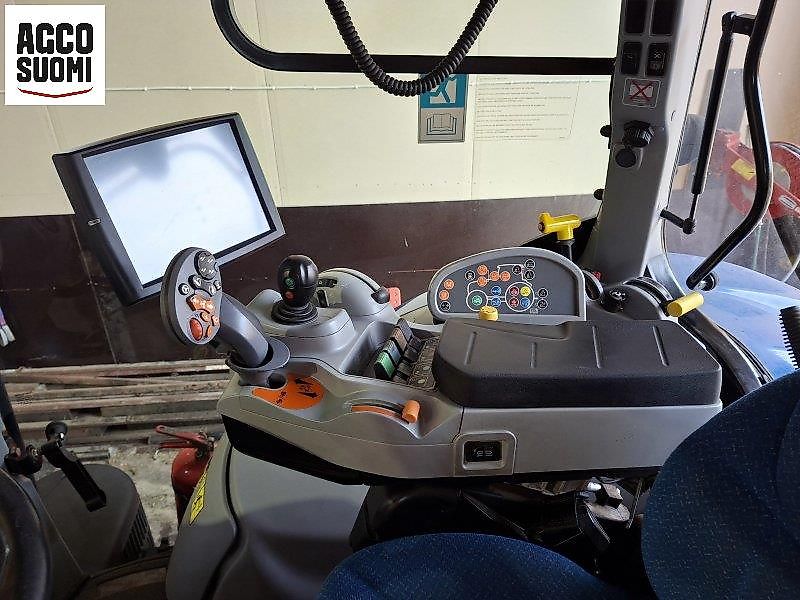 New Holland T7.210 AC