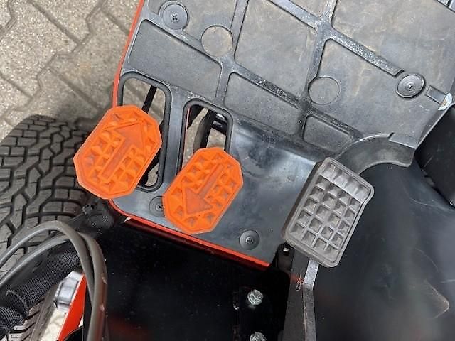 TAFE 6028 H VOORLADER HST