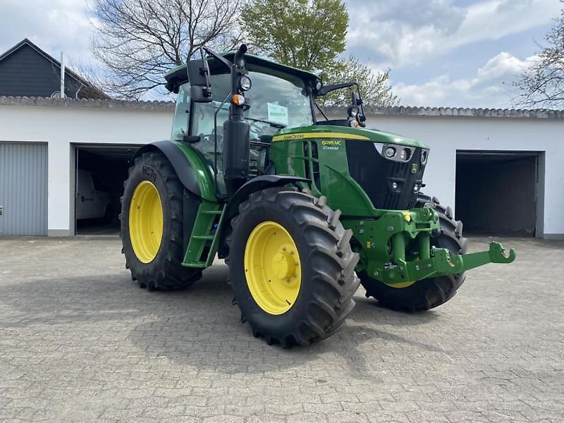 John Deere 6095MC