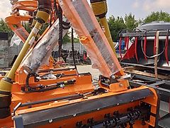 TALEX BÖSCHUNGSMULCHER LEOPARD RB 1,80 hintenseitlich Auslegelmulcher