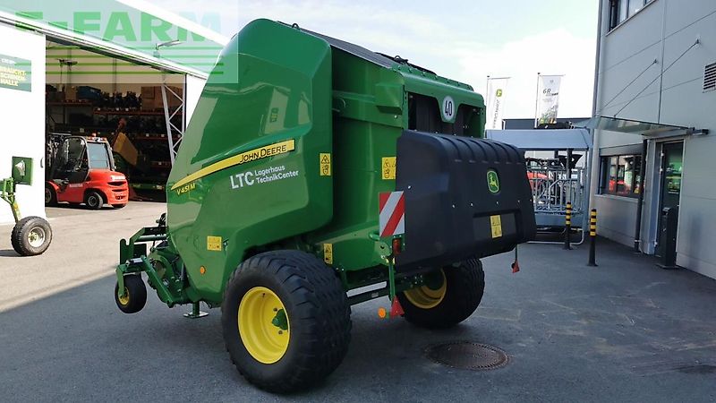 John Deere V 451 M HC25
