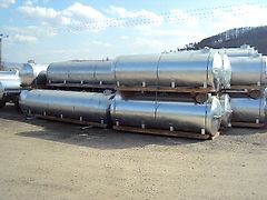 AGRITECH Wasserfass 4000 Liter verzinkt Holzkufen Weidefass