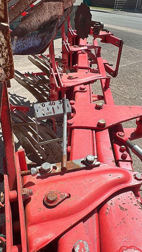 Vogel & Noot XM950 Vario Plus, 4Schar, BJ 2015, Steinsicherung, hydr. Packerarm, Verschleißteile sehr gut