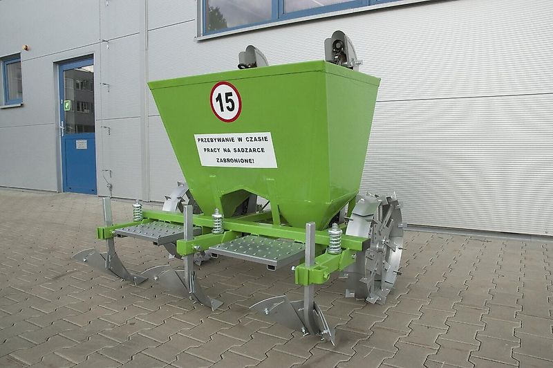 Bomet Kartoffelpflanzmaschine / Potato planter / Planteuse de pomme de terre / Piantapatate / Plantadora de patatas / Сажалка / Sadzarka ziemniaków