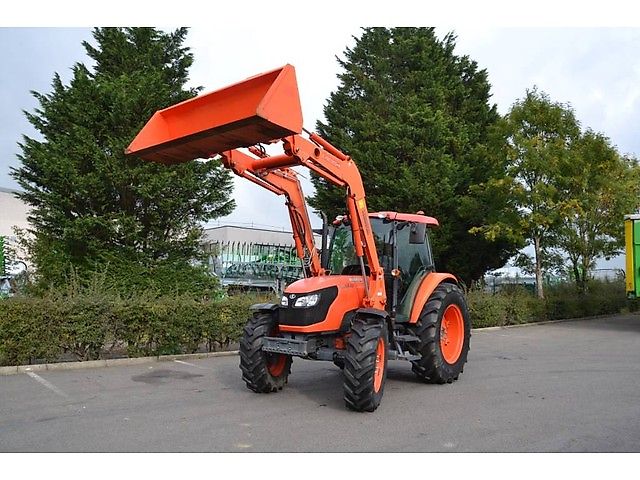 Kubota M8540