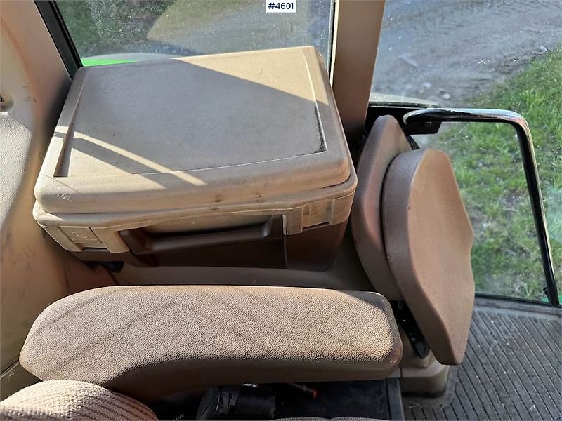 John Deere 6620