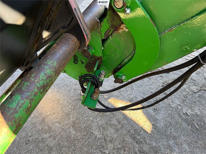 John Deere 6620