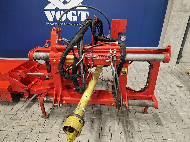 Sauerburger CARAT 1800 Seitenmulcher /Böschungsmulcher /Schlegelmulcher für Traktor