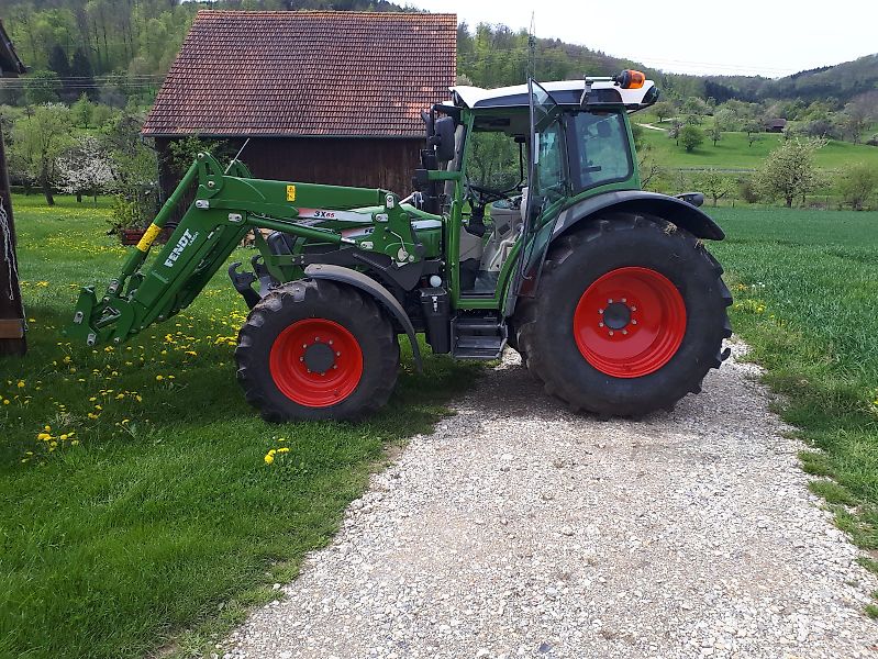 Fendt 211 Vario