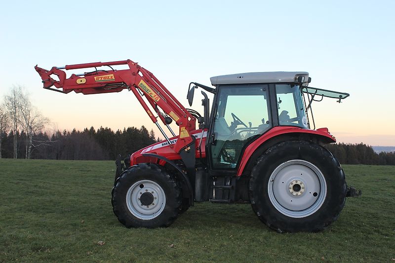 Massey Ferguson 5445