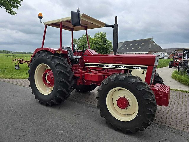 IHC 844-S