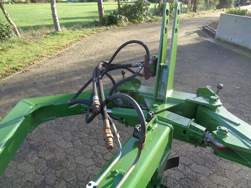 Krone Krone 5schar Schwenkpflug Schwingpflug Allround R/L140-Non Stop 225cm Arbeitsbreite Leistungsbedarf von 85-125PS Gewicht 1180kg Kein Howard Lemken Drehplug