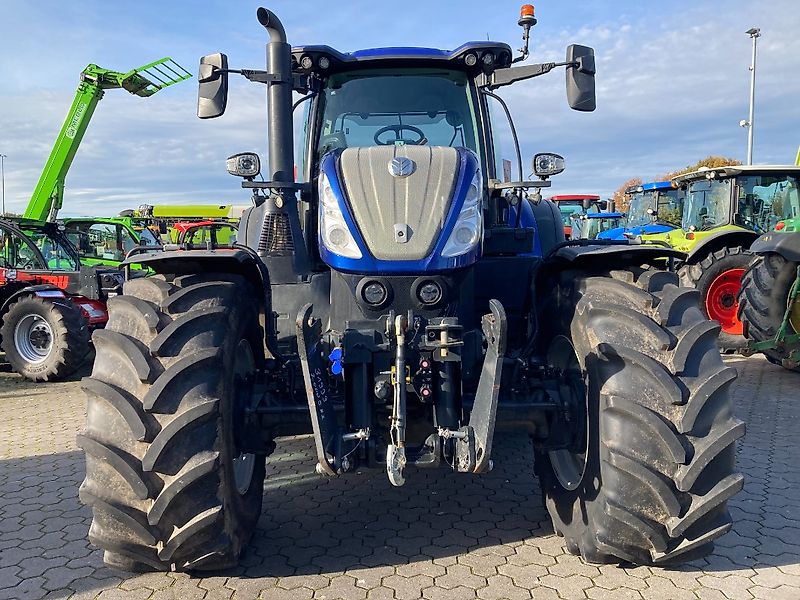New Holland T7.300