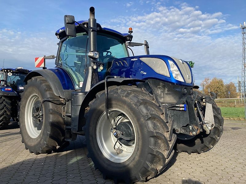 New Holland T7.300