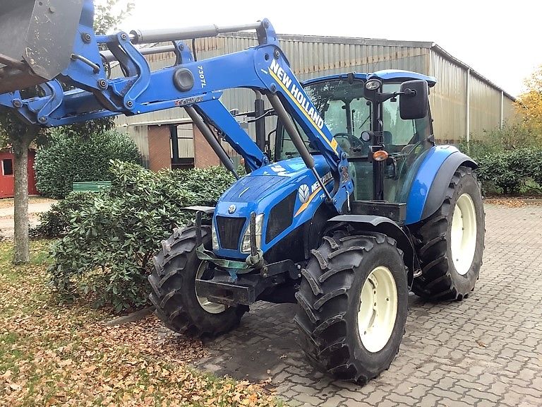 New Holland T4.95