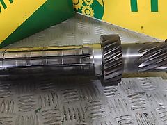 John Deere SHAFT FOR RANGE BOX (used) - John Deere 6R, 6M, 6030, 6020, 7R, 7030, 7020