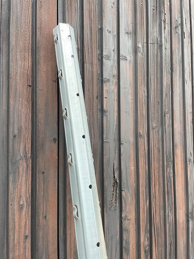 Terranova Terranova Weinbergspfähle Pfosten Stickel Weinberg Weinbau Wein - Lagerware zum TOP PREIS !!!