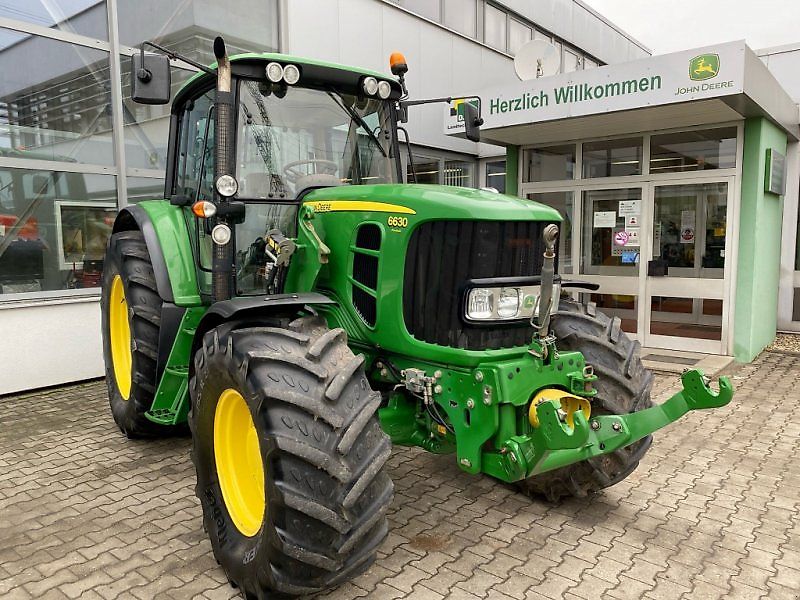 John Deere 6630