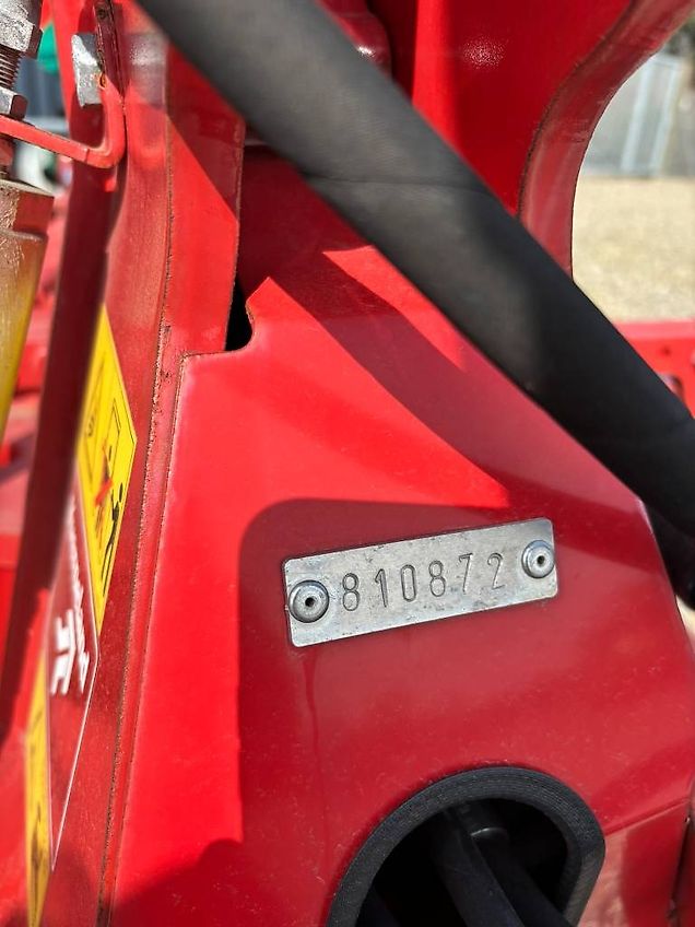 Kverneland 3300 S Variomat 6 F