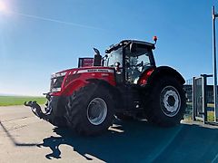 Massey Ferguson MF 8650 Dyna VT mit neuer Bereifung
