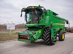 John Deere s680i