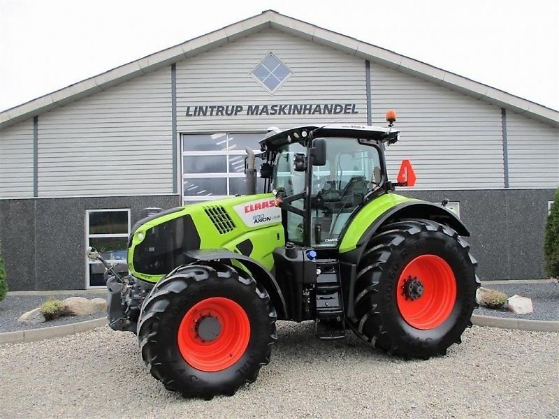 Claas Axion 830