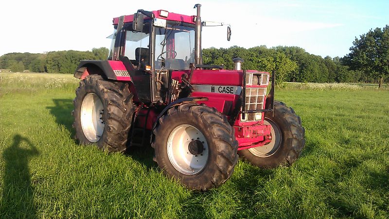 Case IH 1255 XL