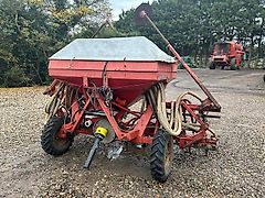Accord Pneumatic DL 4m Seed Drill