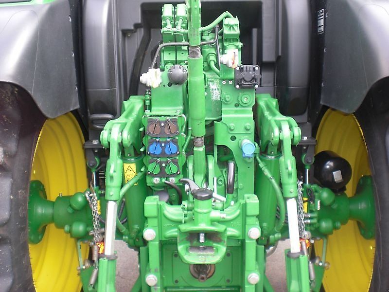 John Deere 6130 R