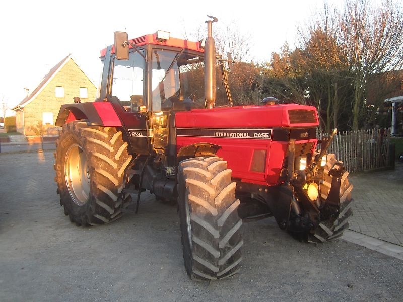 Case IH 1255 XL