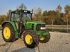 John Deere 6230