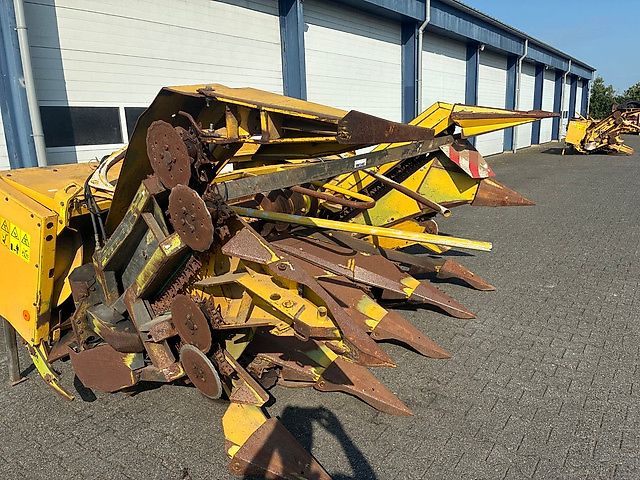 New Holland 300N8 kettinginvoerbek