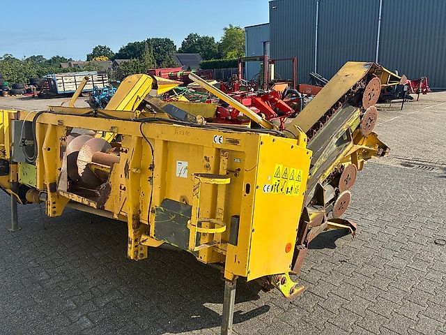 New Holland 300N8 kettinginvoerbek