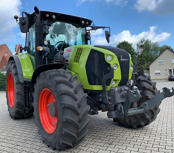 Claas Arion 650